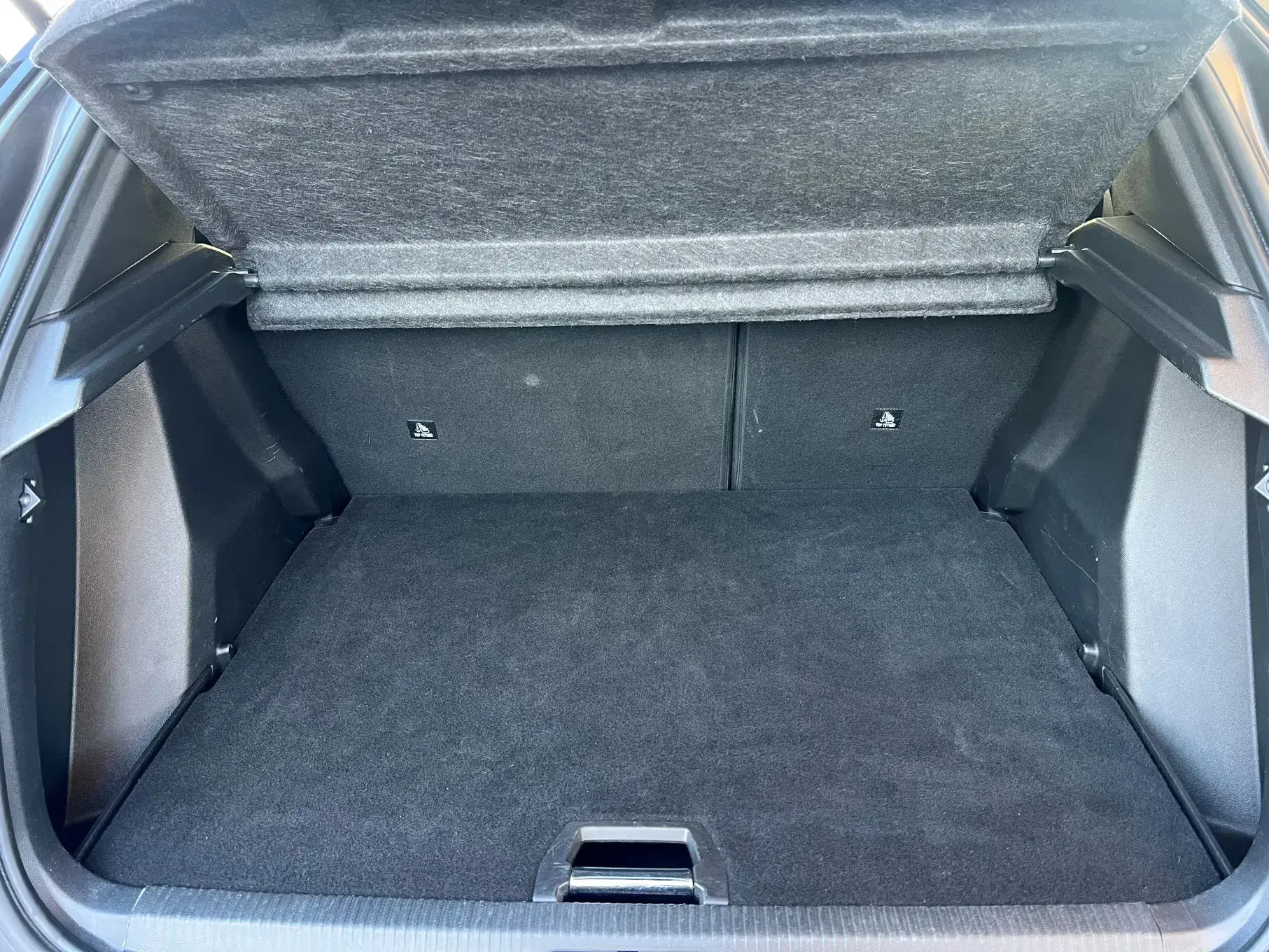 Peugeot 2008 PureTech 130 EAT8 Allure 45