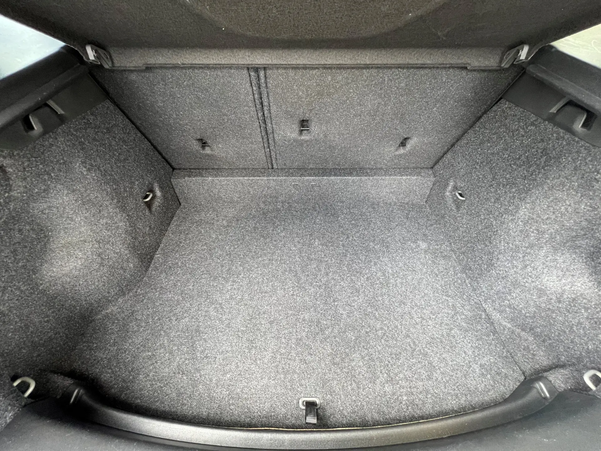 Volvo V40 Cross Country 1.5 T3 Plus Geartronic 46