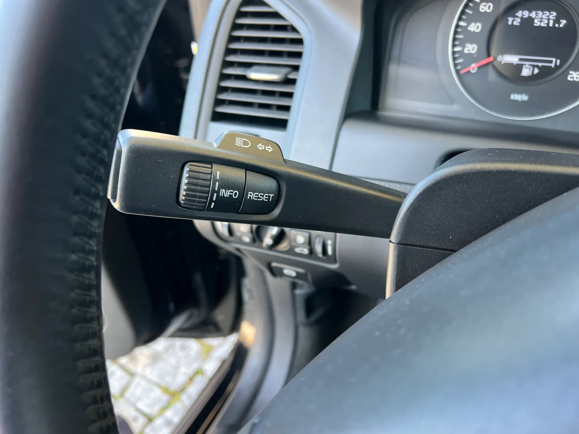 Volvo XC 60 2.4 D Drive Momentum 24