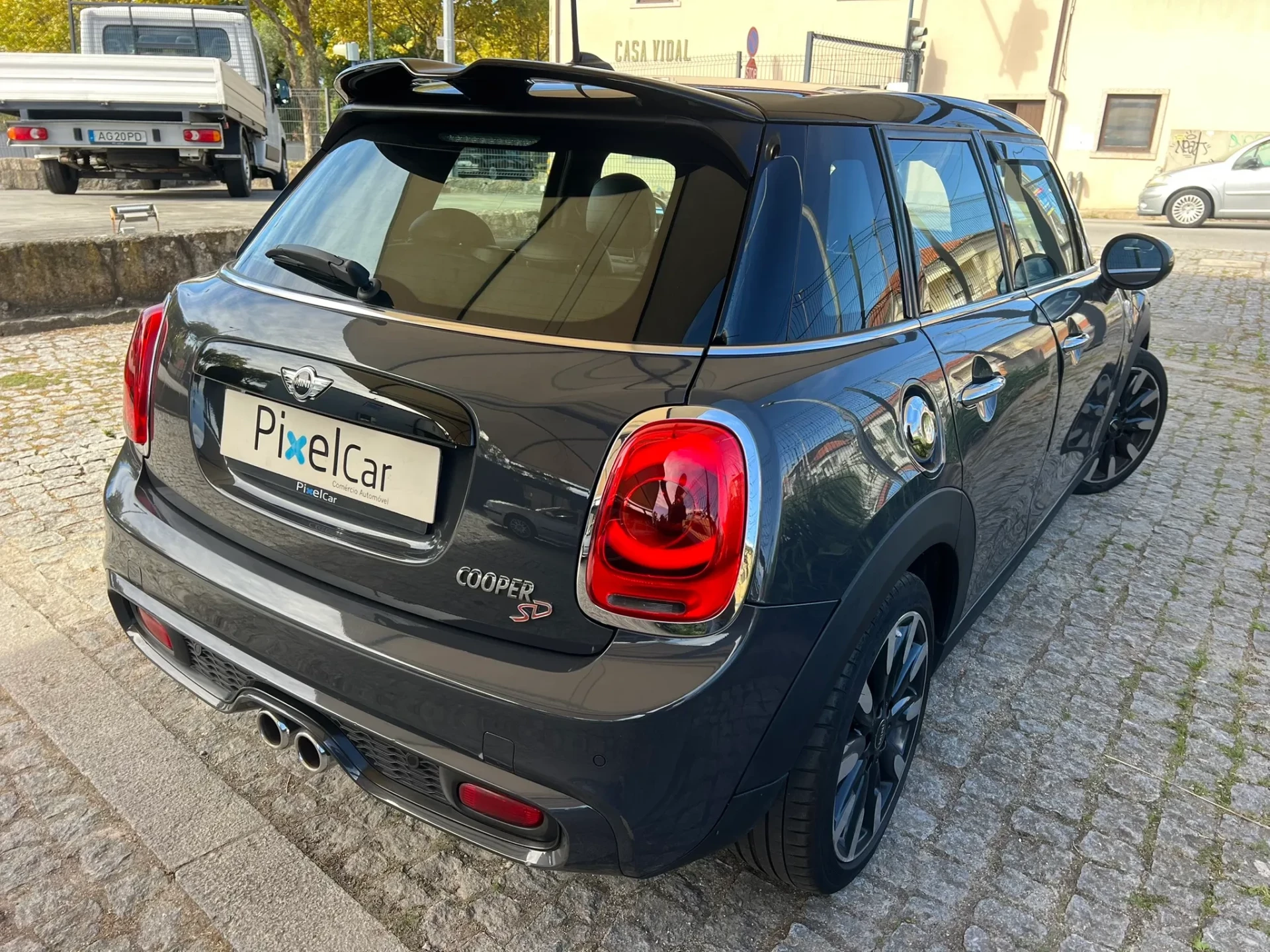 MINI John Cooper Works COOPER SD 6