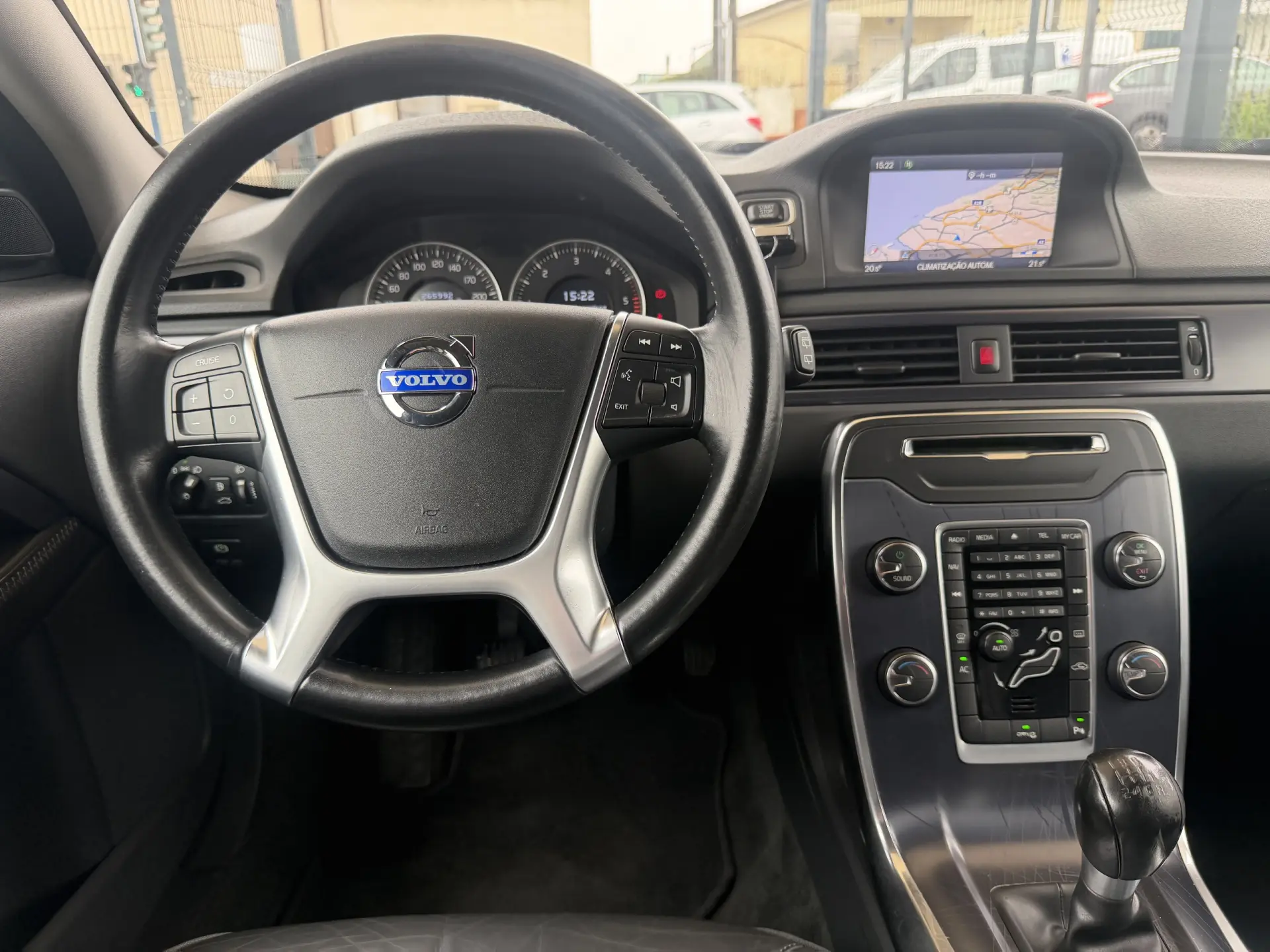 Volvo XC 70 25