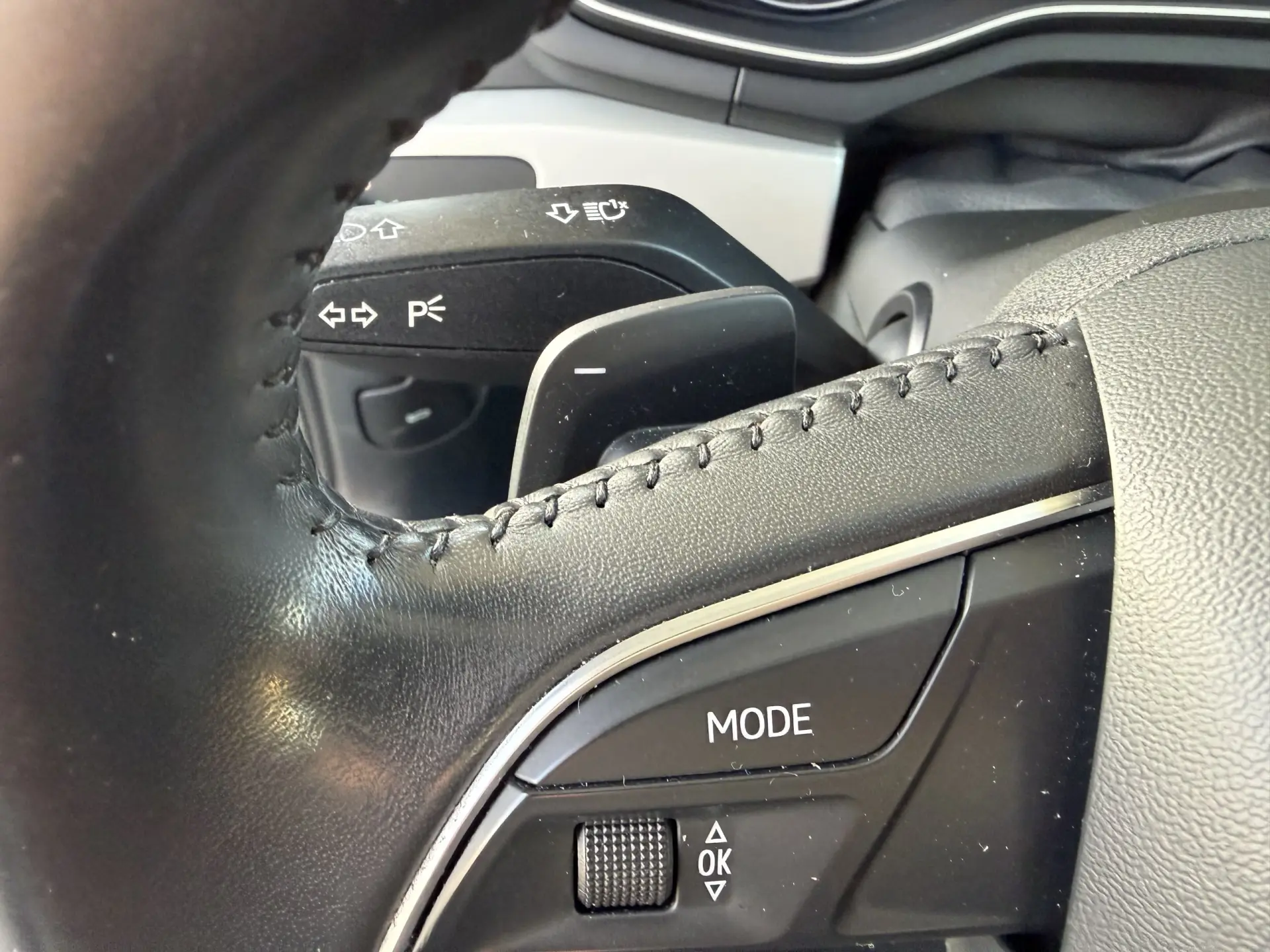 Audi A4 Avant 35 TDI S tronic 24