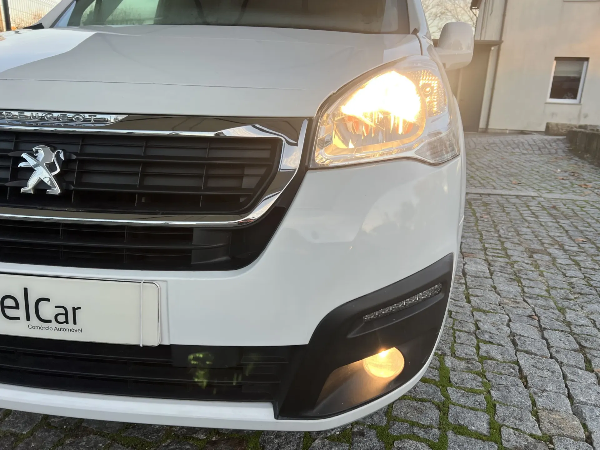 Peugeot Partner Partner 16 HDI 3 Lug 12