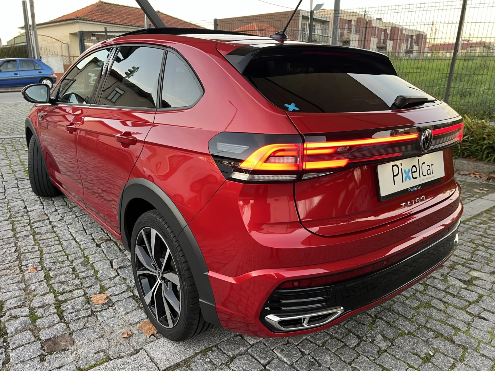 Volkswagen Taigo 1.0 TSI R LINE DSG 110 cv 12