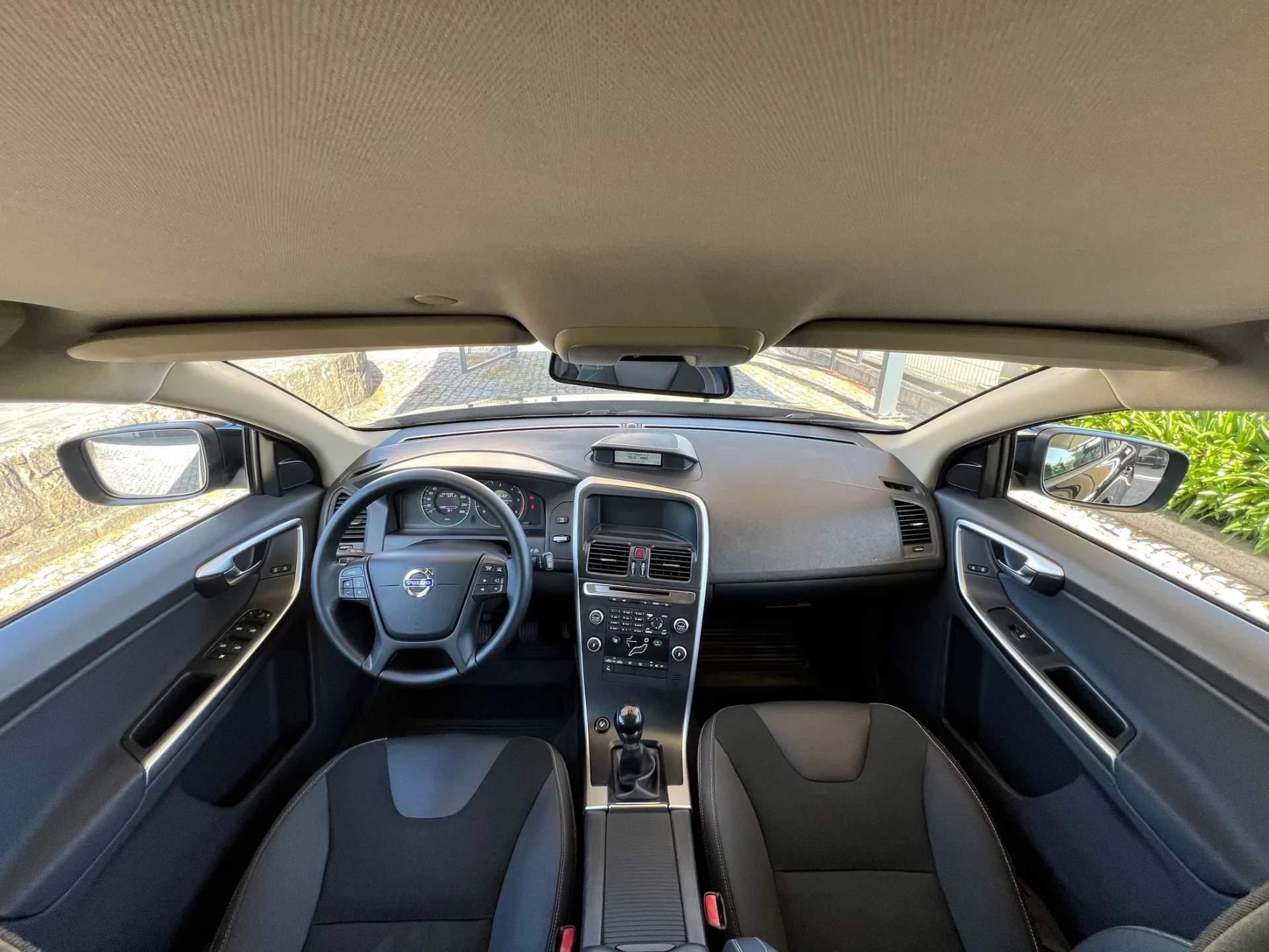 Volvo XC 60 2.4 D Drive Momentum 18