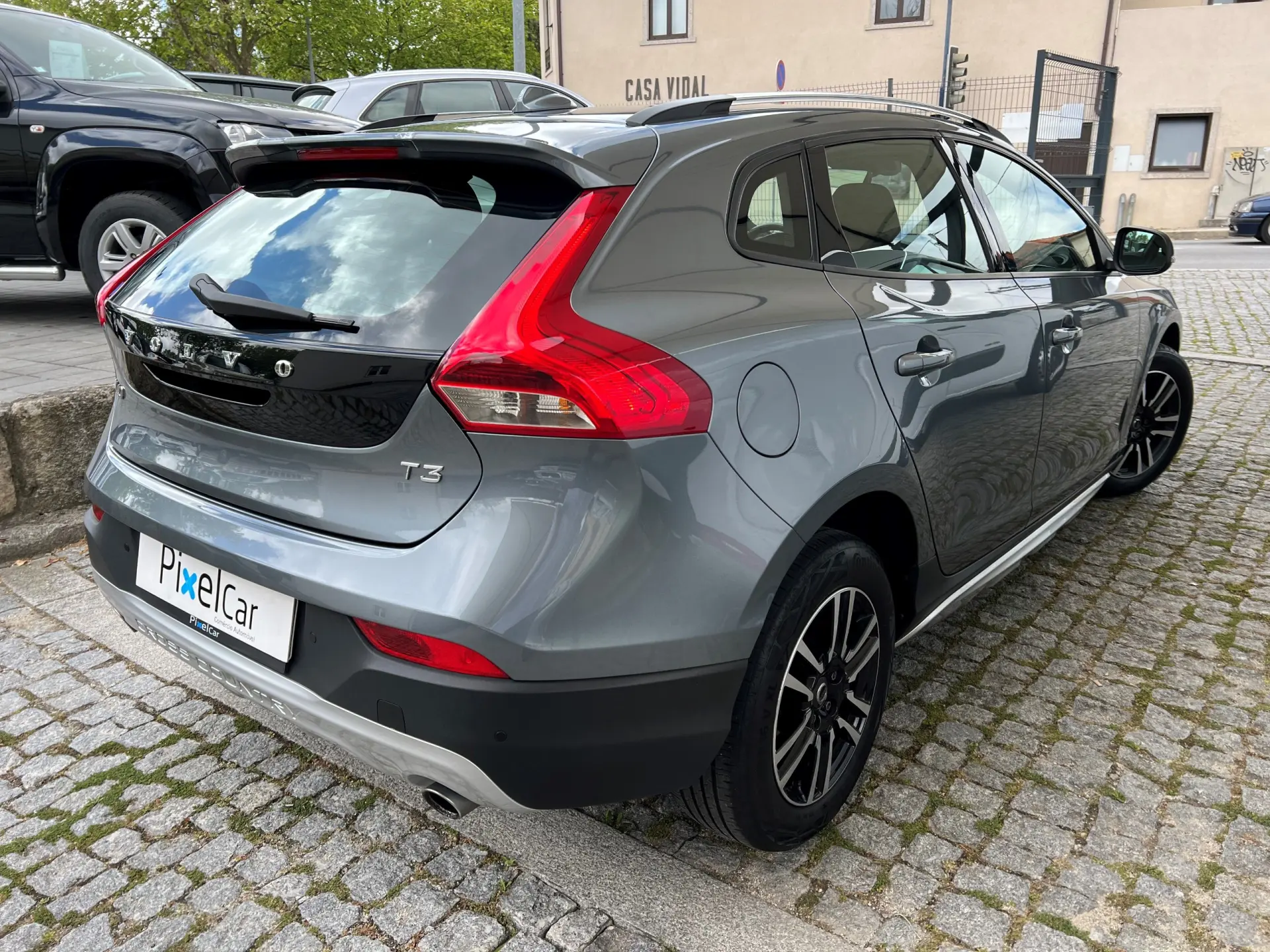 Volvo V40 Cross Country 1.5 T3 Plus Geartronic 5