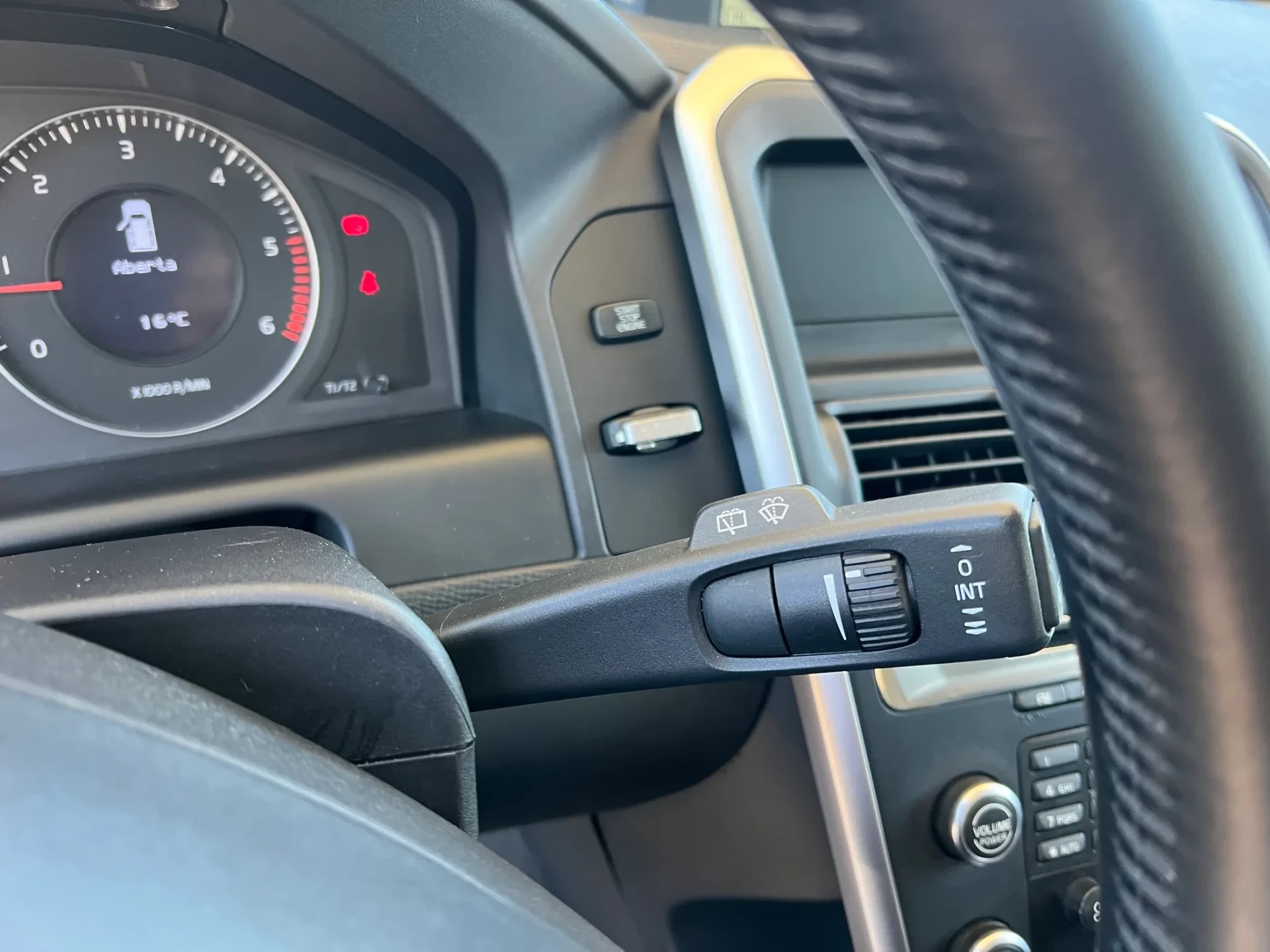 Volvo XC 60 2.4 D Drive Momentum 25