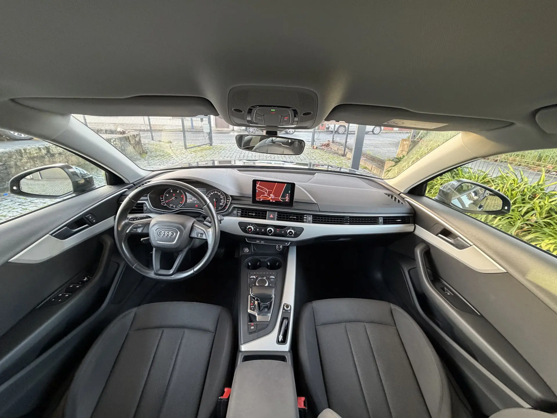 Audi A4 Avant 35 TDI S tronic 18