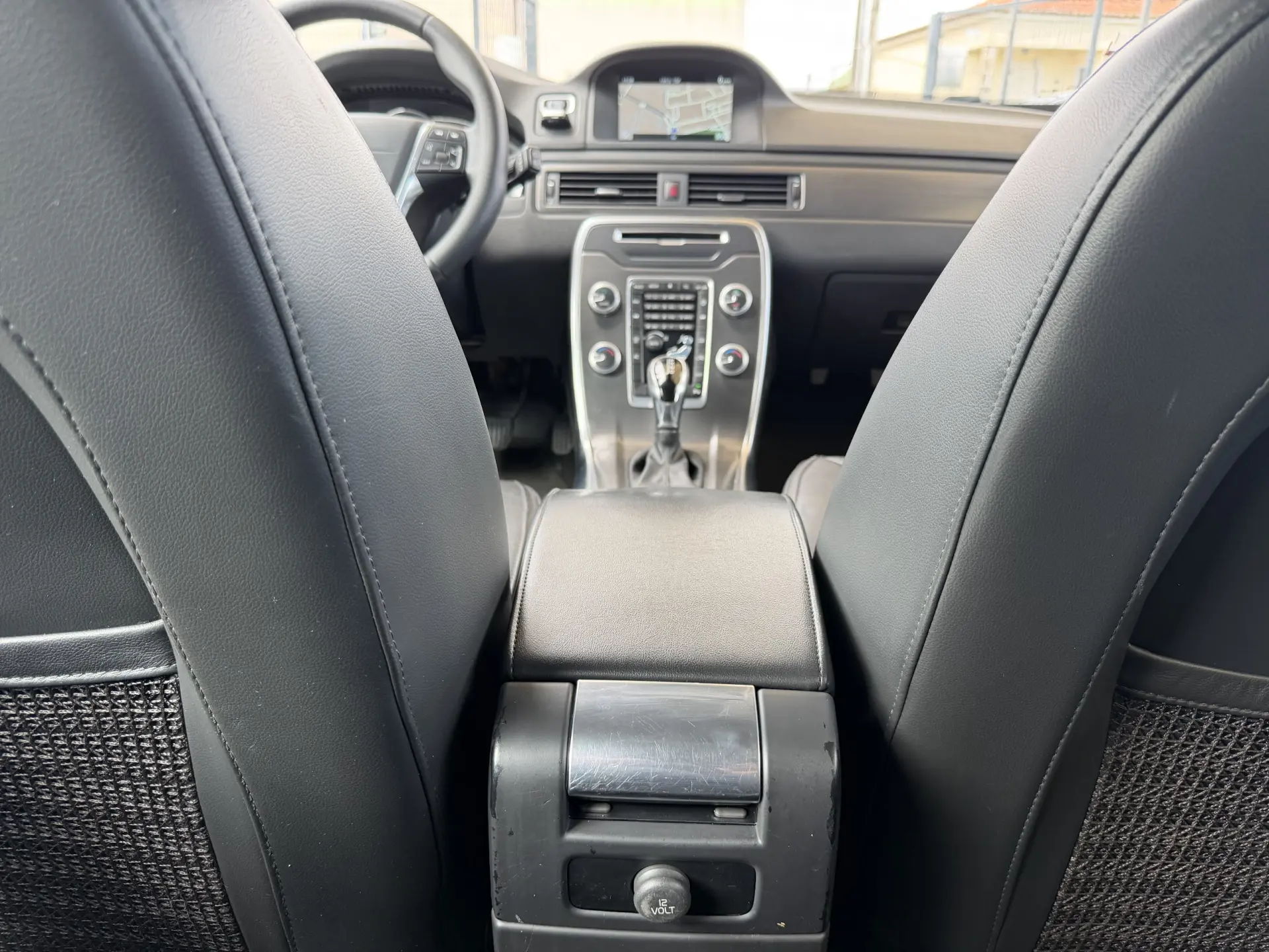 Volvo XC 70 2.0 D4 DYNAMIQUE SUMMUM GEARTRONIC 35