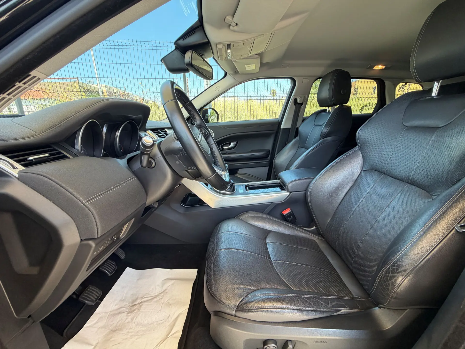 Land Rover Range Rover Evoque 2.0 eD4 SE Dynamic 17