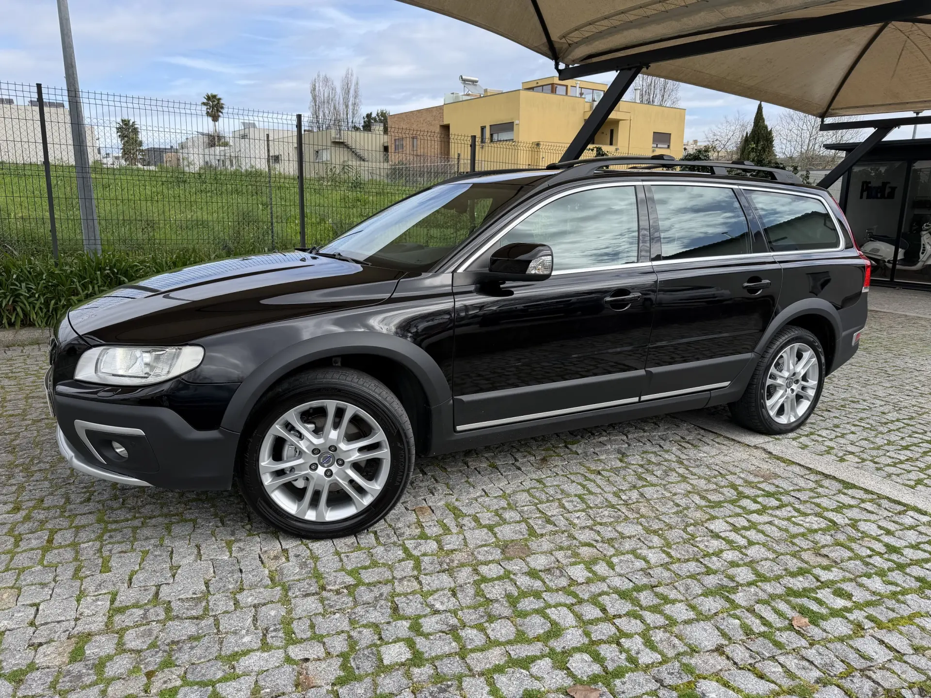 Volvo XC 70 2.0 D4 DYNAMIQUE SUMMUM GEARTRONIC 9