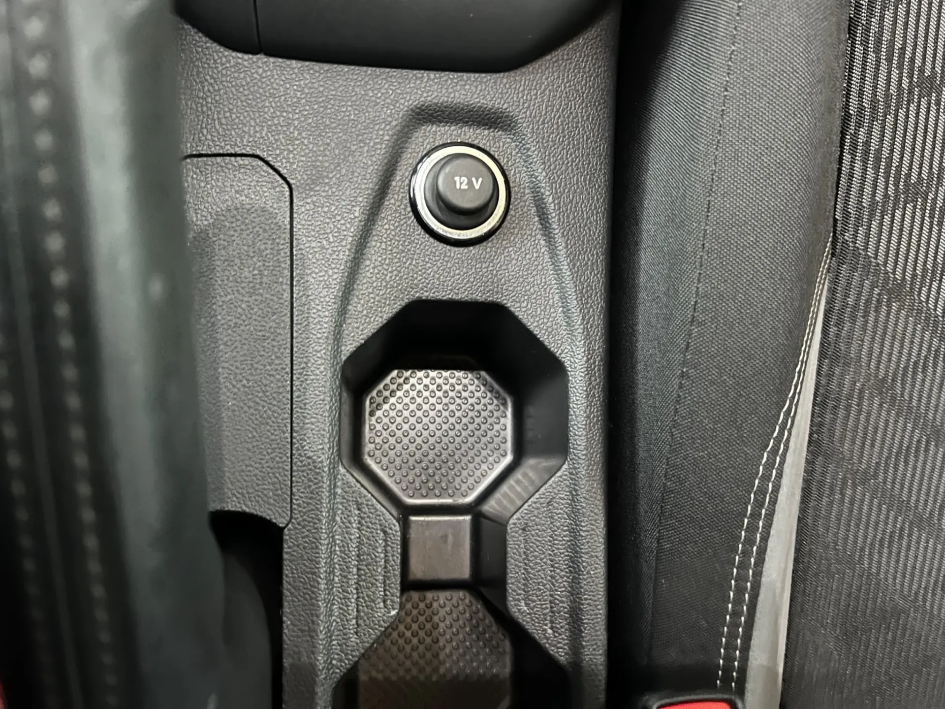 Volkswagen Taigo 1.0 TSI R LINE DSG 110 cv 46