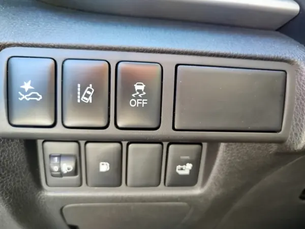 Mitsubishi Eclipse Cross 2.4 PHEV Black Edition 8