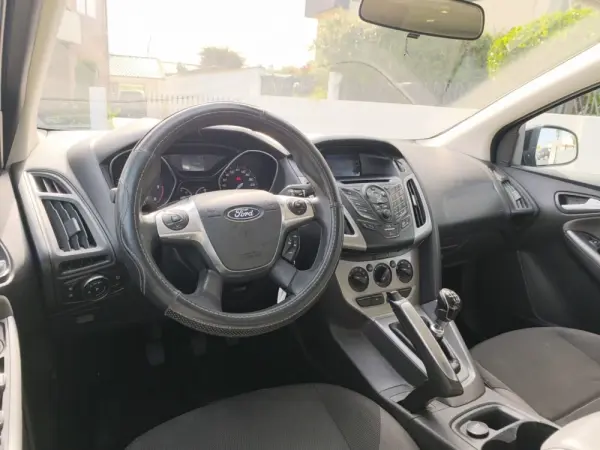 Ford Focus SW 1.6 TDCi Titanium 15