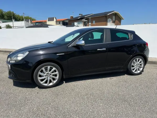 Alfa Romeo Giulietta 1.6 JTDM 16V Impression 2