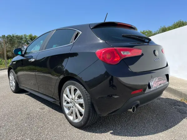 Alfa Romeo Giulietta 1.6 JTDM 16V Impression 3
