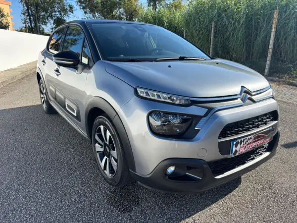 Citroen C3 1.2 PureTech Shine 6