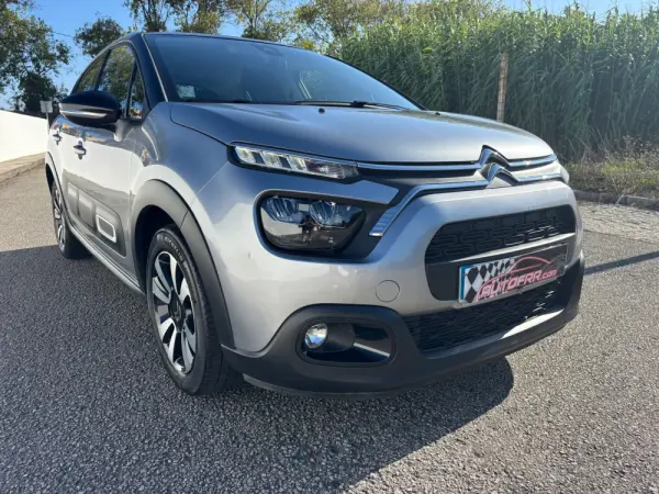 Citroen C3 1.2 PureTech Shine 7