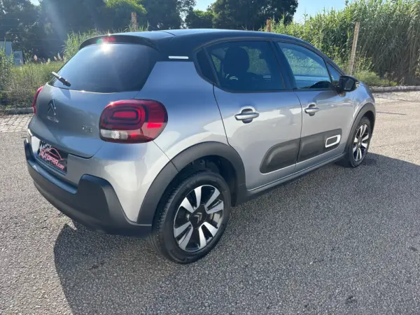 Citroen C3 1.2 PureTech Shine 13