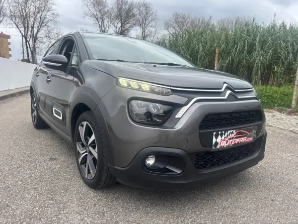 Citroen C3 1.2 PureTech Shine 2