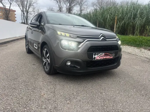 Citroen C3 1.2 PureTech Shine 7