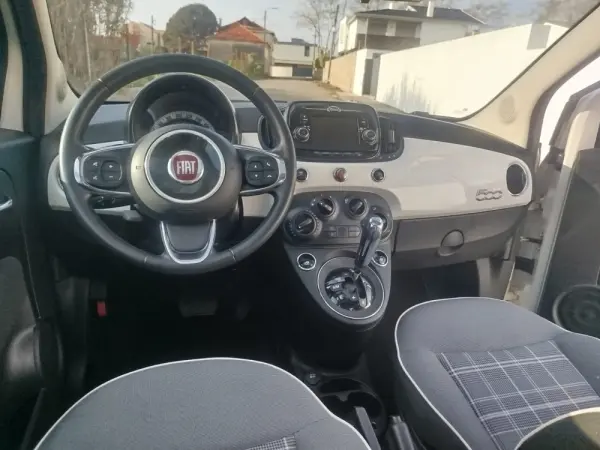 Fiat 500 1.2 Lounge Dualogic 25