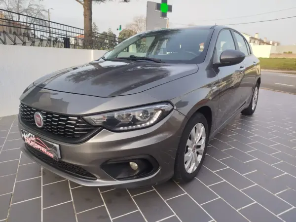 Fiat Tipo 1.3 M-Jet Easy 2
