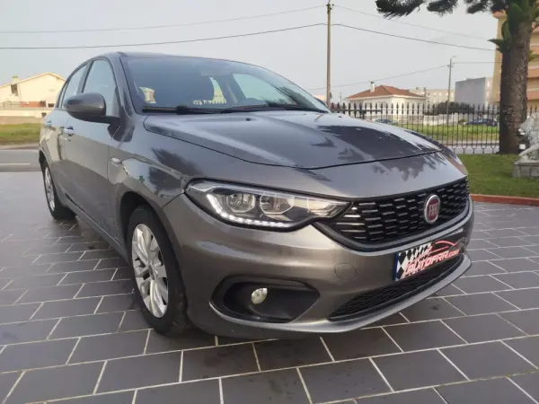 Fiat Tipo 1.3 M-Jet Easy 5