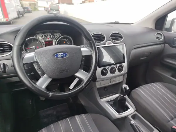 Ford Focus 1.6 TDCi Titanium 11