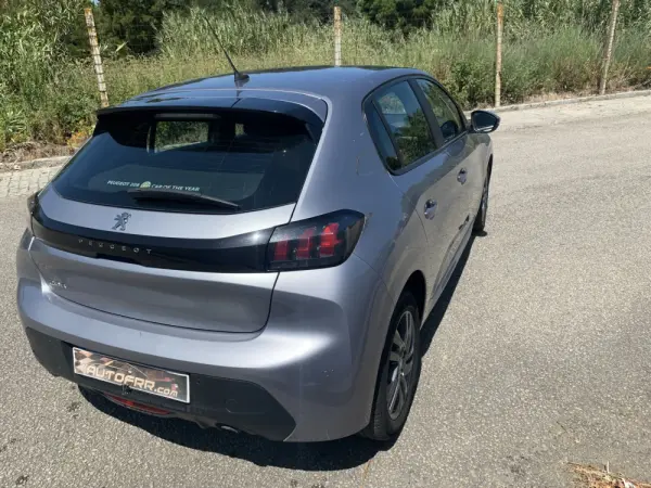 Peugeot 208 1.5 BlueHDi Allure 6