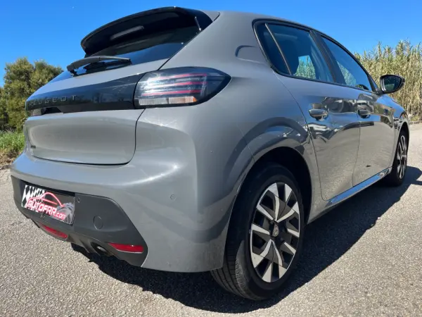 Peugeot 208 1.2 PureTech Like 6
