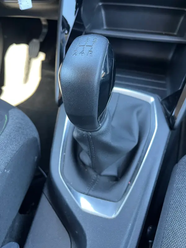 Peugeot 208 1.2 PureTech Like 26