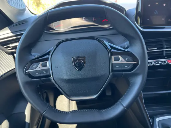 Peugeot 208 1.2 PureTech Like 30