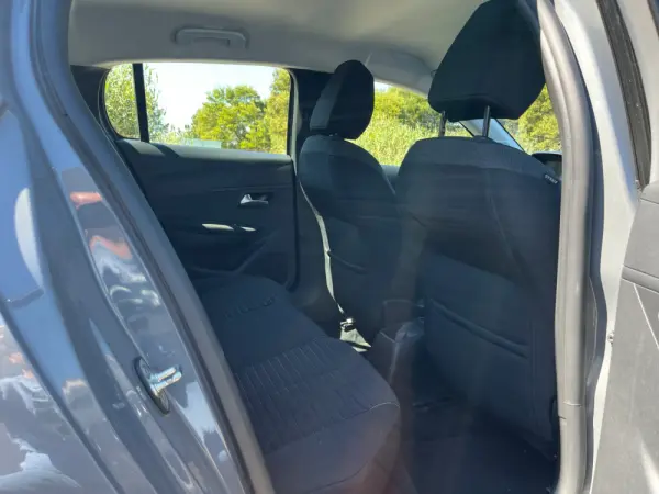 Peugeot 208 1.2 PureTech Like 33