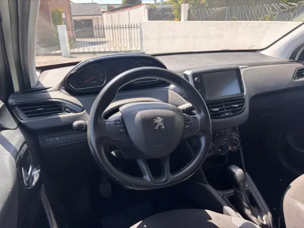 Peugeot 208 1.4 HDi Allure 22