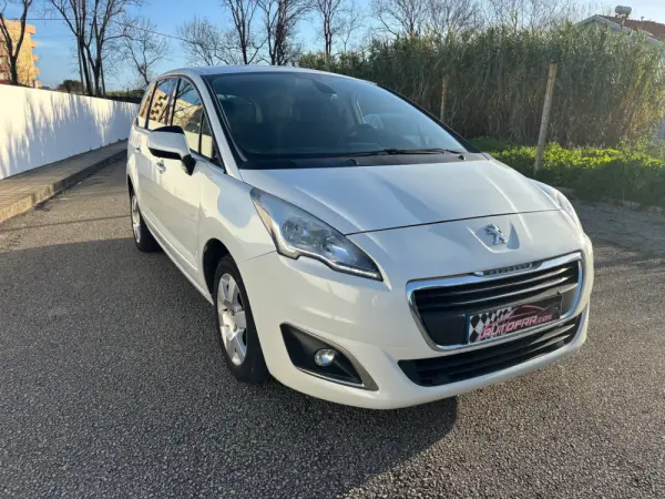 Peugeot 5008 1.6 HDi 7L Allure 3