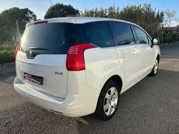 Peugeot 5008 1.6 HDi 7L Allure 30
