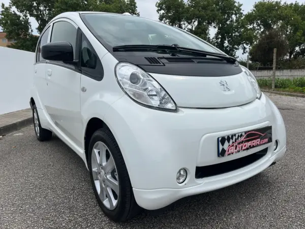 Peugeot iOn Active 1