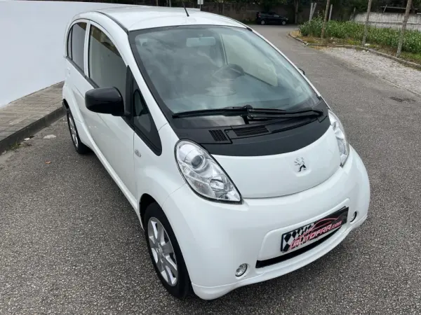 Peugeot iOn Active 3