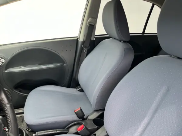 Peugeot iOn Active 23