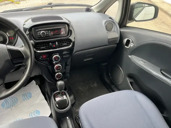 Peugeot iOn Active 27