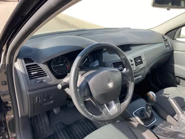 Renault Laguna Break 1.5 dCi Dynamique S 7