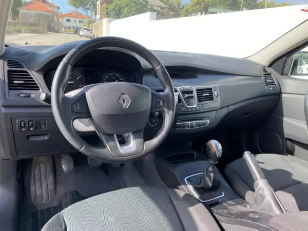 Renault Laguna Break 1.5 dCi Dynamique S 9