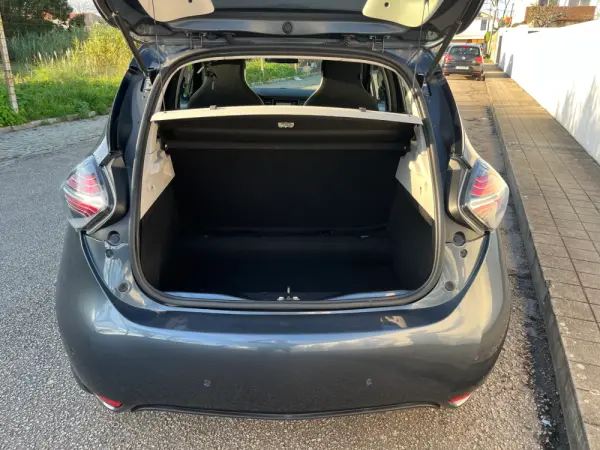 Renault Zoe (c/ Bateria) Zen 50 36