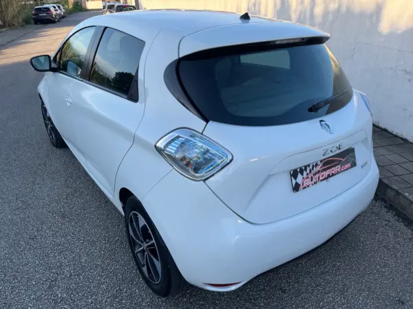 Renault Zoe (c/ Bateria) Z.E. 40 LIFE 8