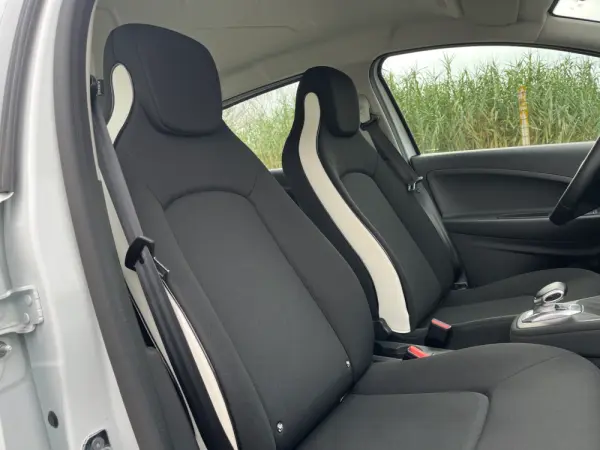 Renault Zoe (c/ Bateria) Intens 50 29
