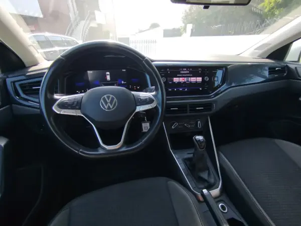 Volkswagen Polo 1.0 TSI Urban 13