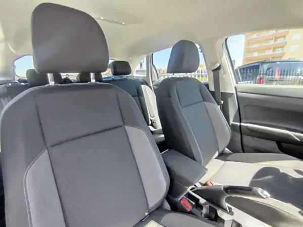 Volkswagen Taigo 1.0 TSI Urban DSG 28