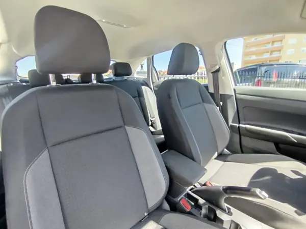 Volkswagen Taigo 1.0 TSI Urban DSG 34