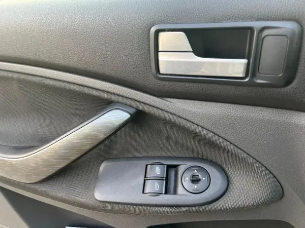 Ford C-Max 1.6 TDCi Trend 9